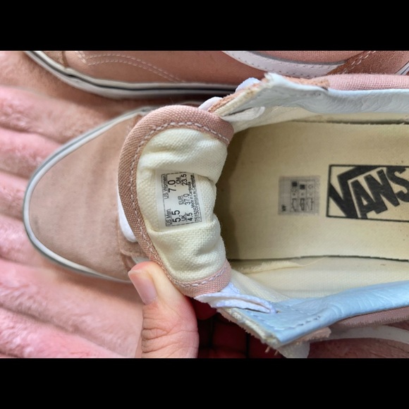 Light Pink Vans! - Picture 7 of 7